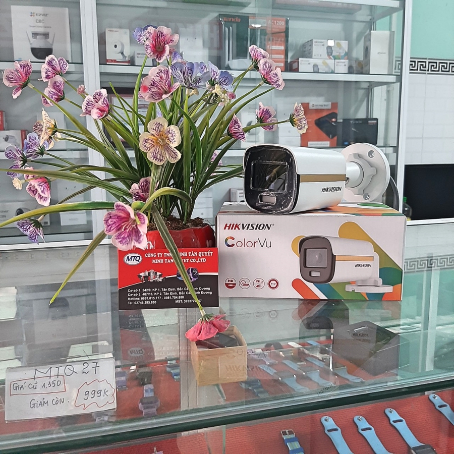 Camera quan sát có màu ban đêm hikvision ds-2ce10df0t-f 2mp