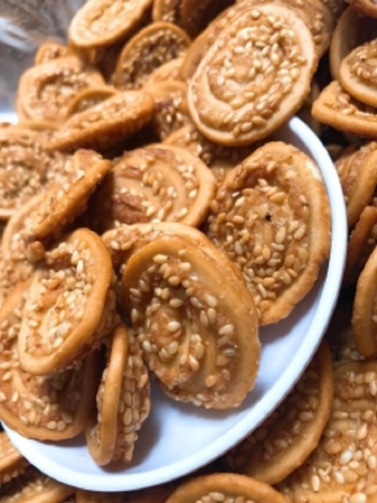 Bánh tai heo mè loại ngon 100g