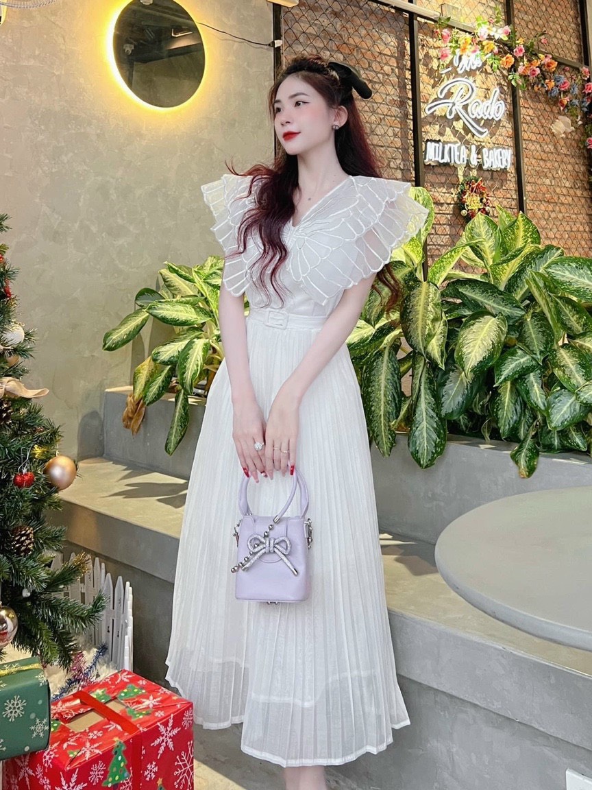 Đầm midi dáng xòe chất voan chinfon cổ voan bồng trước ngực công chúa, Đầm dáng xòe chất voan chinfon 2 lớp ngực bồng xinh xắn, Đầm nữ chất voan chinfon dáng xòe công chúa bồng trước ngực đáng yêu DX