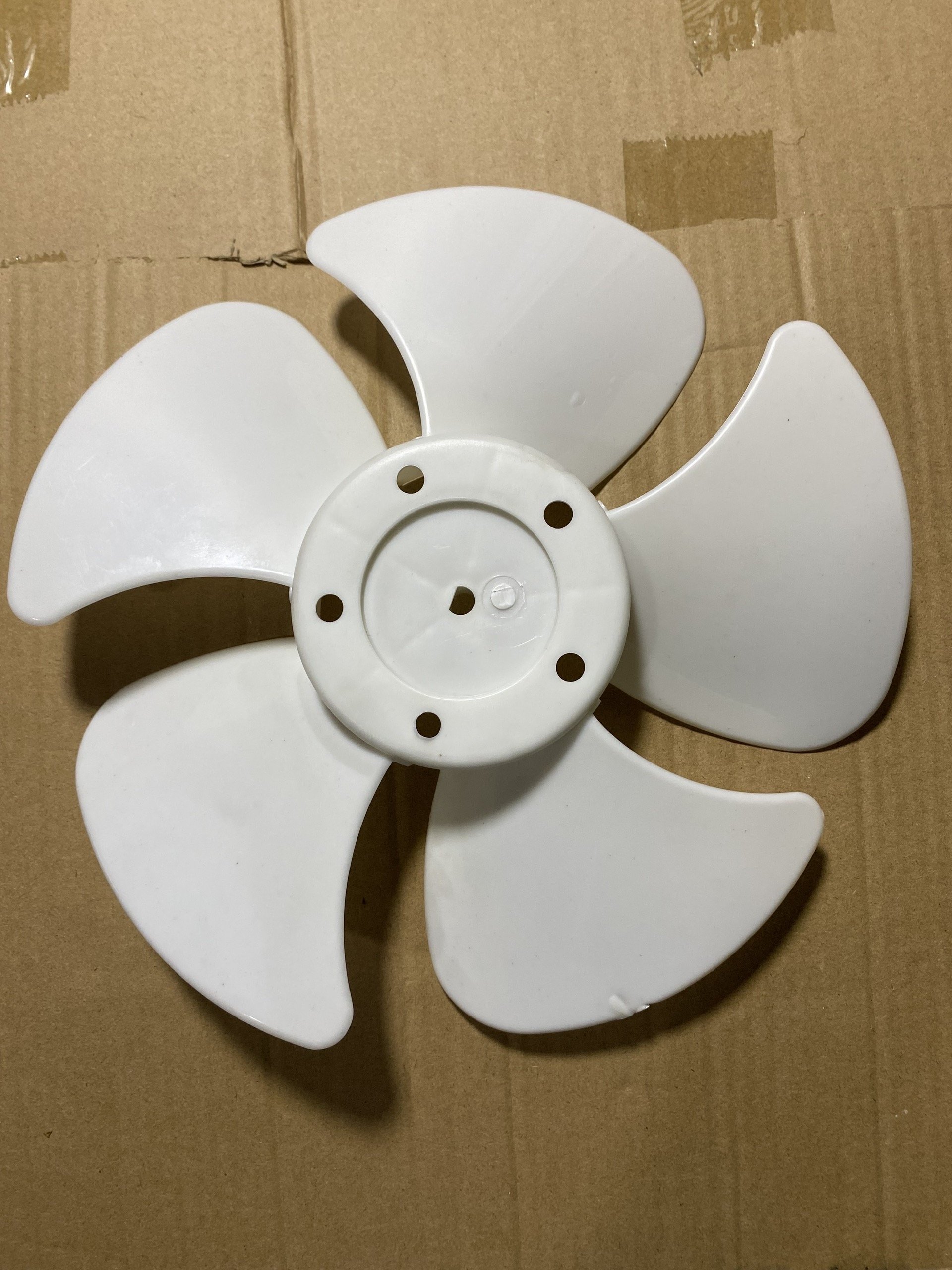 Cánh quạt hộp b3 dẻo
