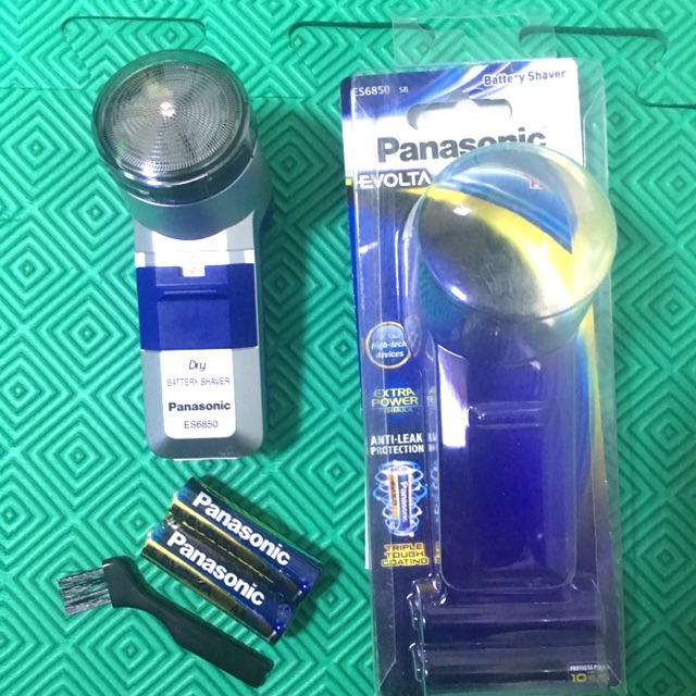 Máy cạo râu Panasonic (Thái Lan) tặng kèm pin 3A