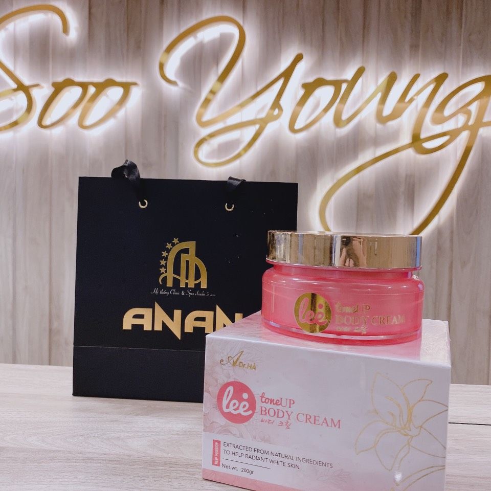 Kem kích trắng body Soo Lee - 200gr