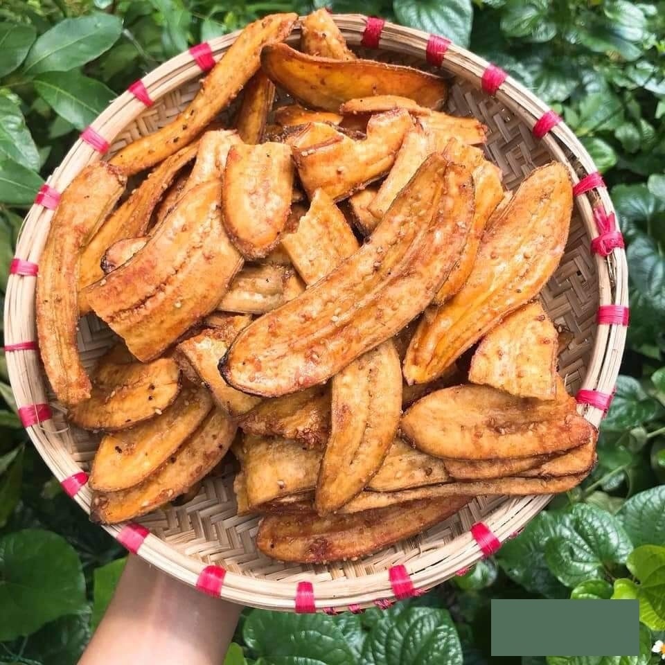 Chuối sấy mè vị ngọt vừa, nguyên miếng tẩm mè, giòn tan