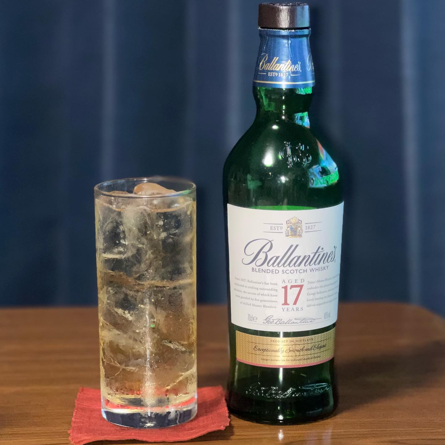 Rượu mạnh ballantine's 17yo - blended scotch whisky 40%