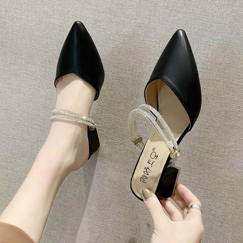 Sandal sục nữ đính đá gót vuông 5cm