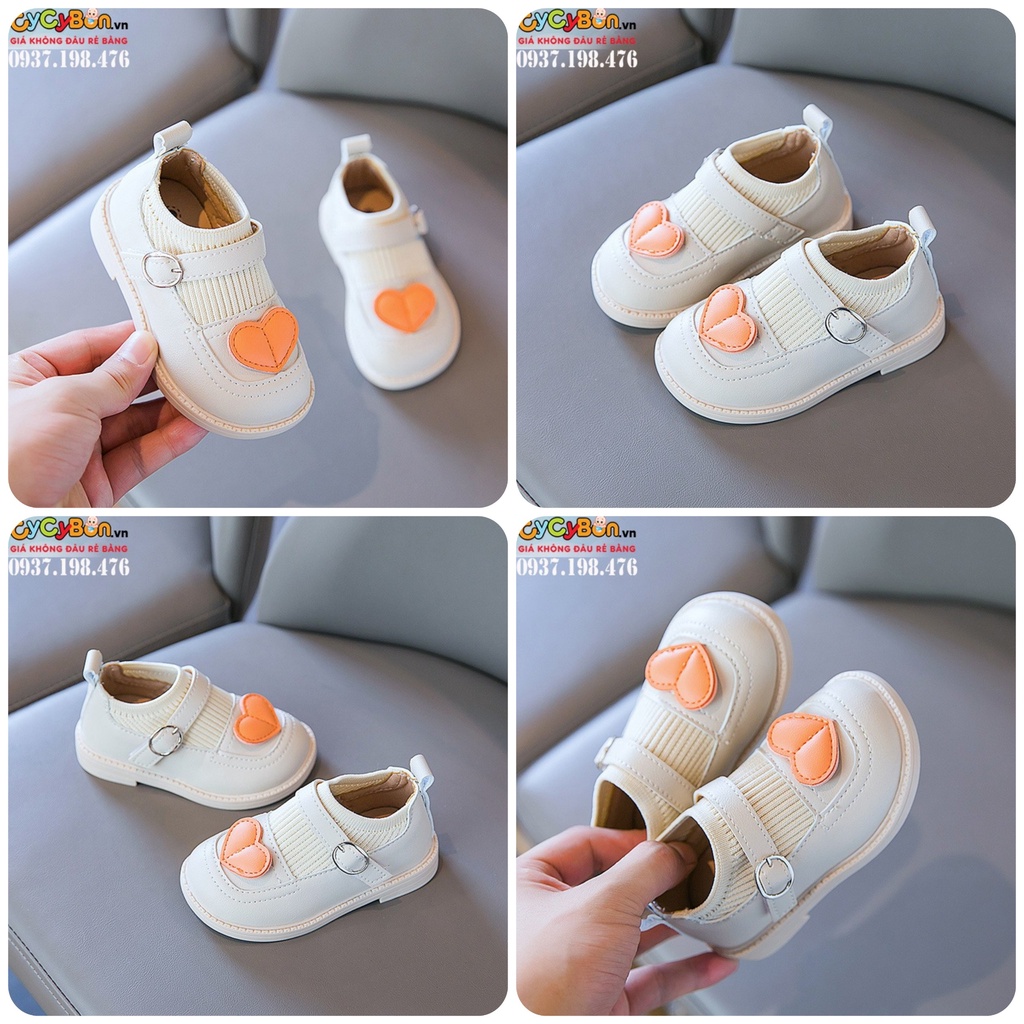 Giày boot cho bé gái đế cao su màu trắng kem liền vớ cổ ngắn