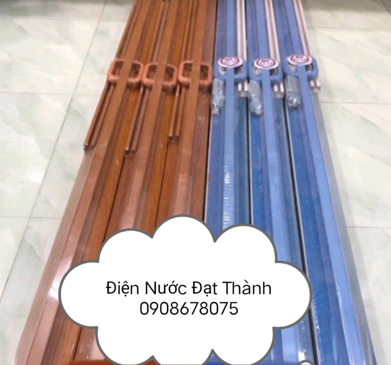 Cửa xếp, cửa nhựa nhà vệ sinh,nhà tắm. Kích Thước 70cmx1m8; 80cmx1m8; 1mx1m8; 1mx2m