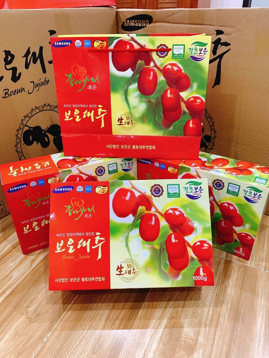 Táo đỏ sấy khô samsung hàn quốc hộp 1kg
