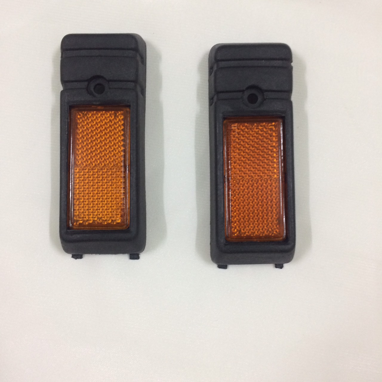 Cặp ốp phản quang trước xe DREAM,mắt cua xe dream