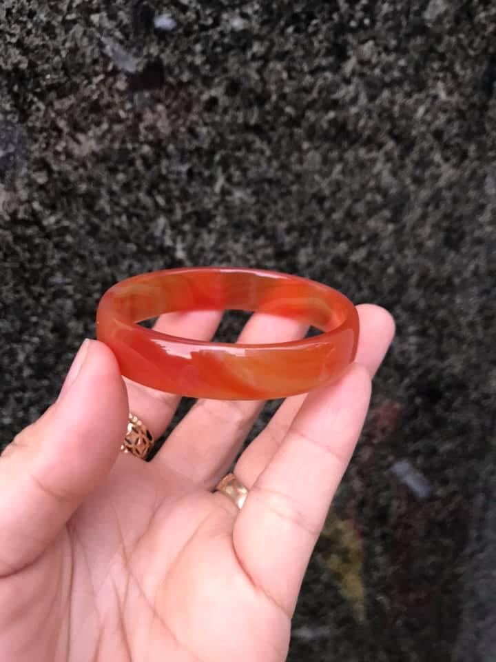 [HCM]VÒNG TAY BẢN LIỀN MÃ NÃO ĐỎ MẪU BẢN MỎNG- CÓ NHIỀU SIZE TỪ 49-58MM