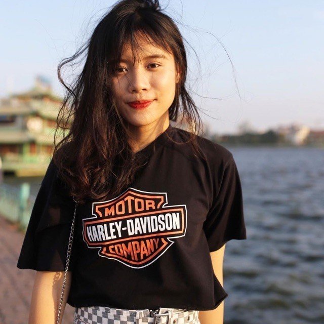 Áo thun croptop siêu kute M.o.t.o.r.. đẹp xỉu luôn íhn