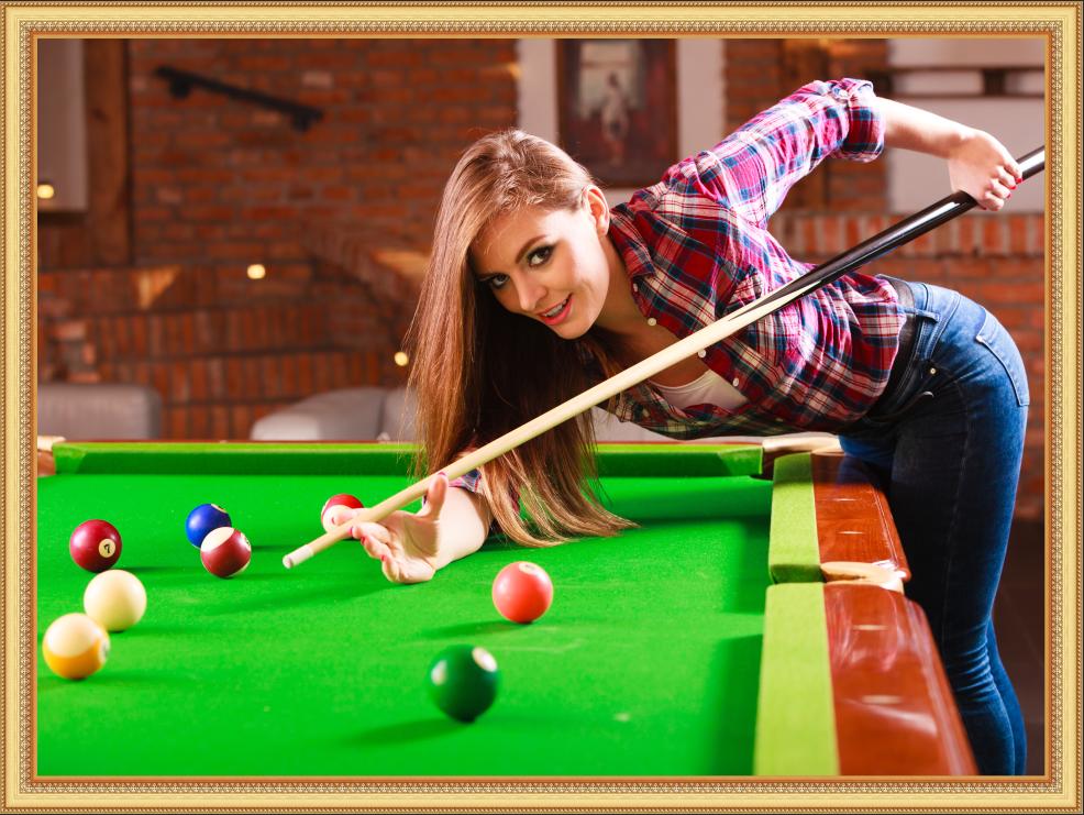 Tranh dán tường VTC Trang trí quán bi da UD0558K kim sa