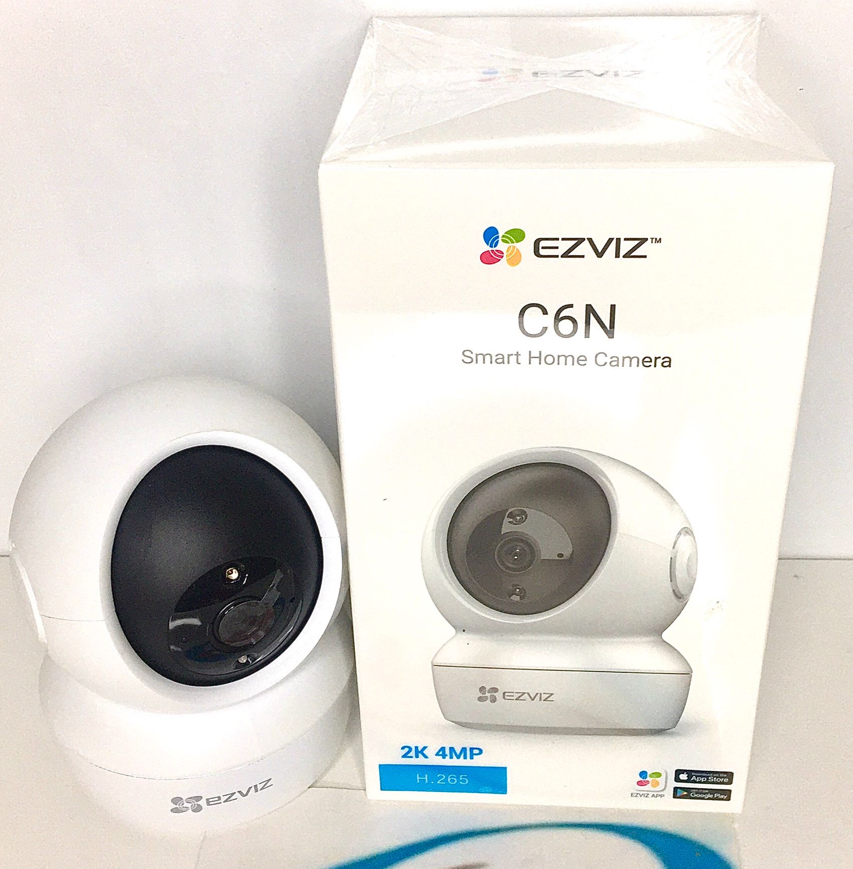 Camera wifi không dây ezviz c6n 4mp 2k thẻ nhớ micro sd, đàm thoại 2 chiều, xoay 360 độ