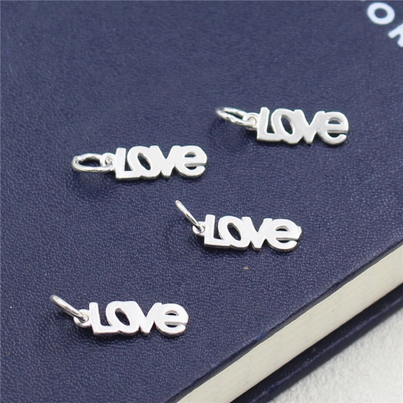 Charm bạc treo chữ love - mh168