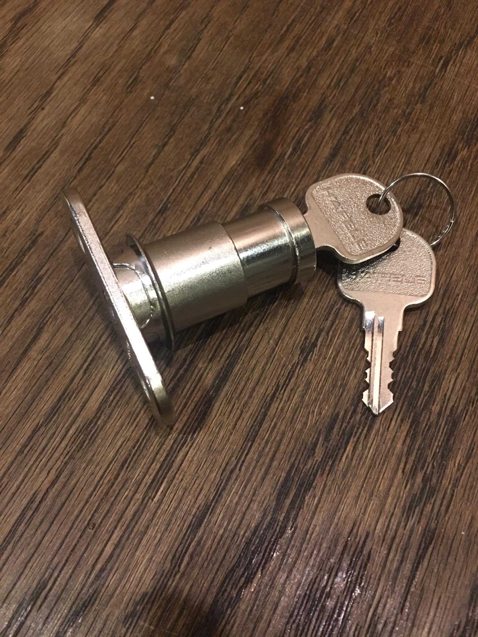 [HCM]Khóa nhấn tủ gỗ Hafele