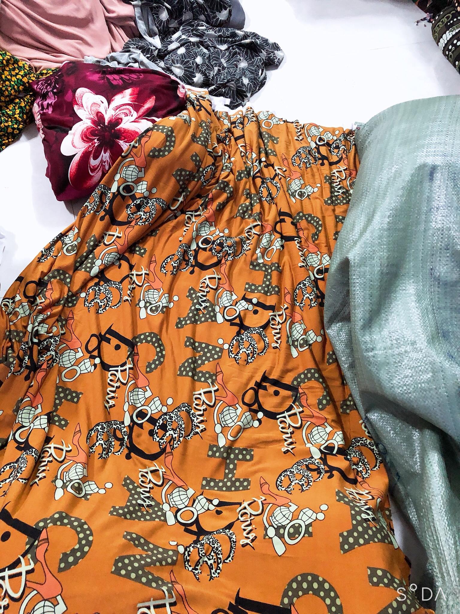 VẢI TƠ HOA VTH6-GIÁ 1 MÉT