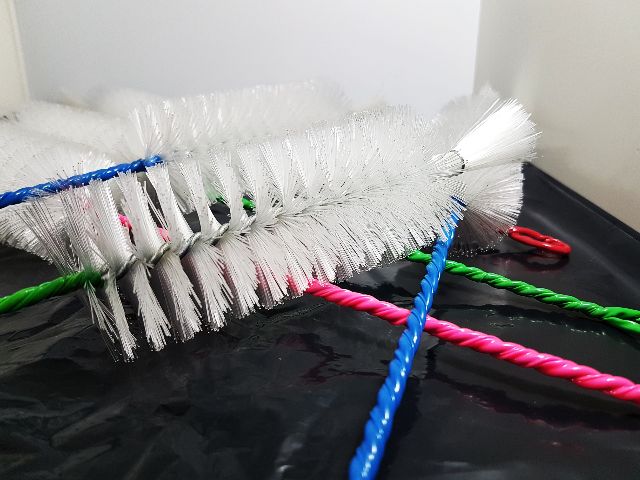 [HCM]Cọ rửa xe loại tốt cọ đuôi chó rửa ngóc ngách xe - màu ngẫu nhiên