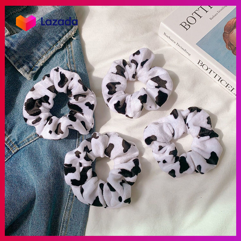 Cột tóc scrunchies lông mịn bò sữa cute