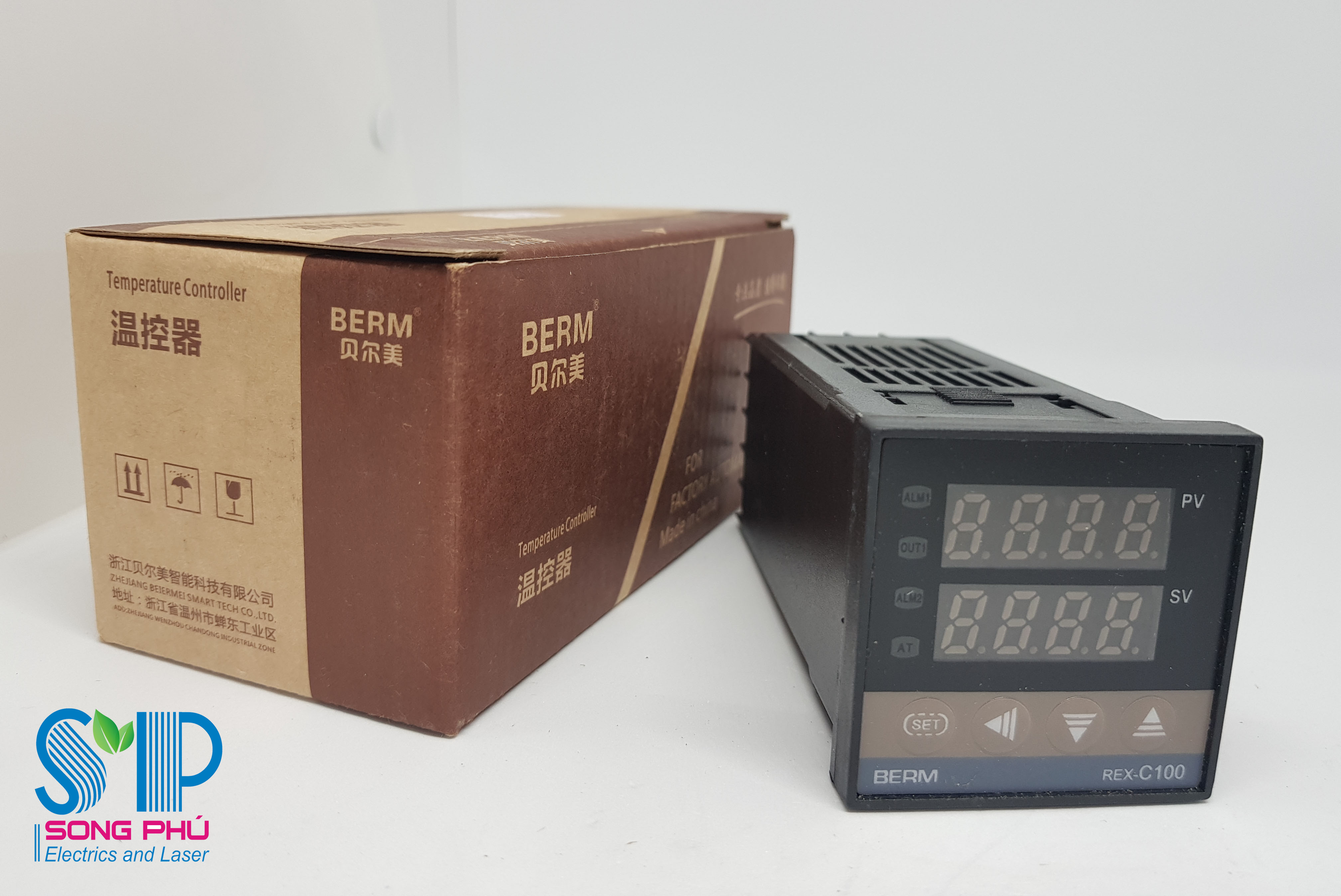 Bộ điều khiển nhiệt độ RKC REX-C100-SSR