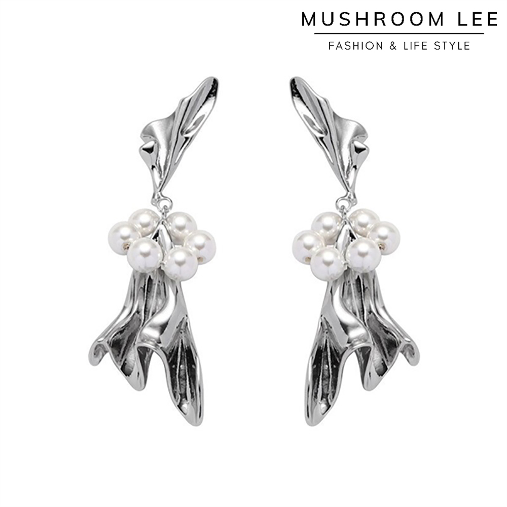 MUSHROOM LEE - Bông Tai Mảnh Bạc Kết Ngọc Trai