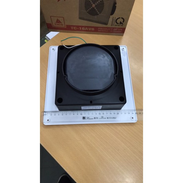 Quạt hút trần thẳng 16AV6 lỗ khoét 200x200