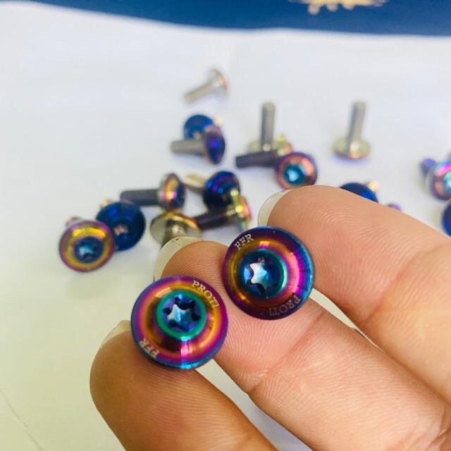 Ốc titan Proti M6 * 15 mm dù lớn giá siêu tốt