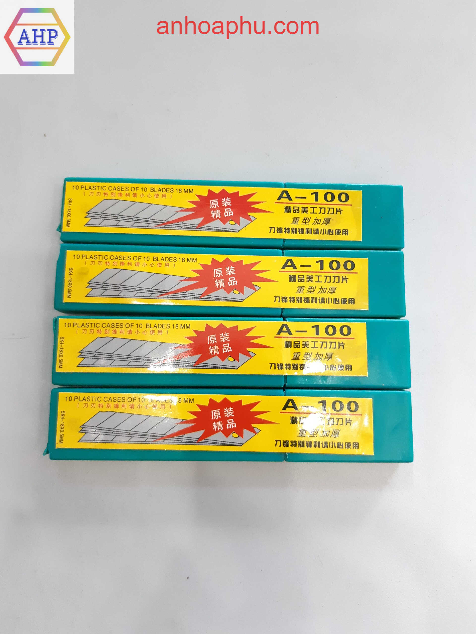 Hộp lưỡi dao rọc giấy loại 18mm A100