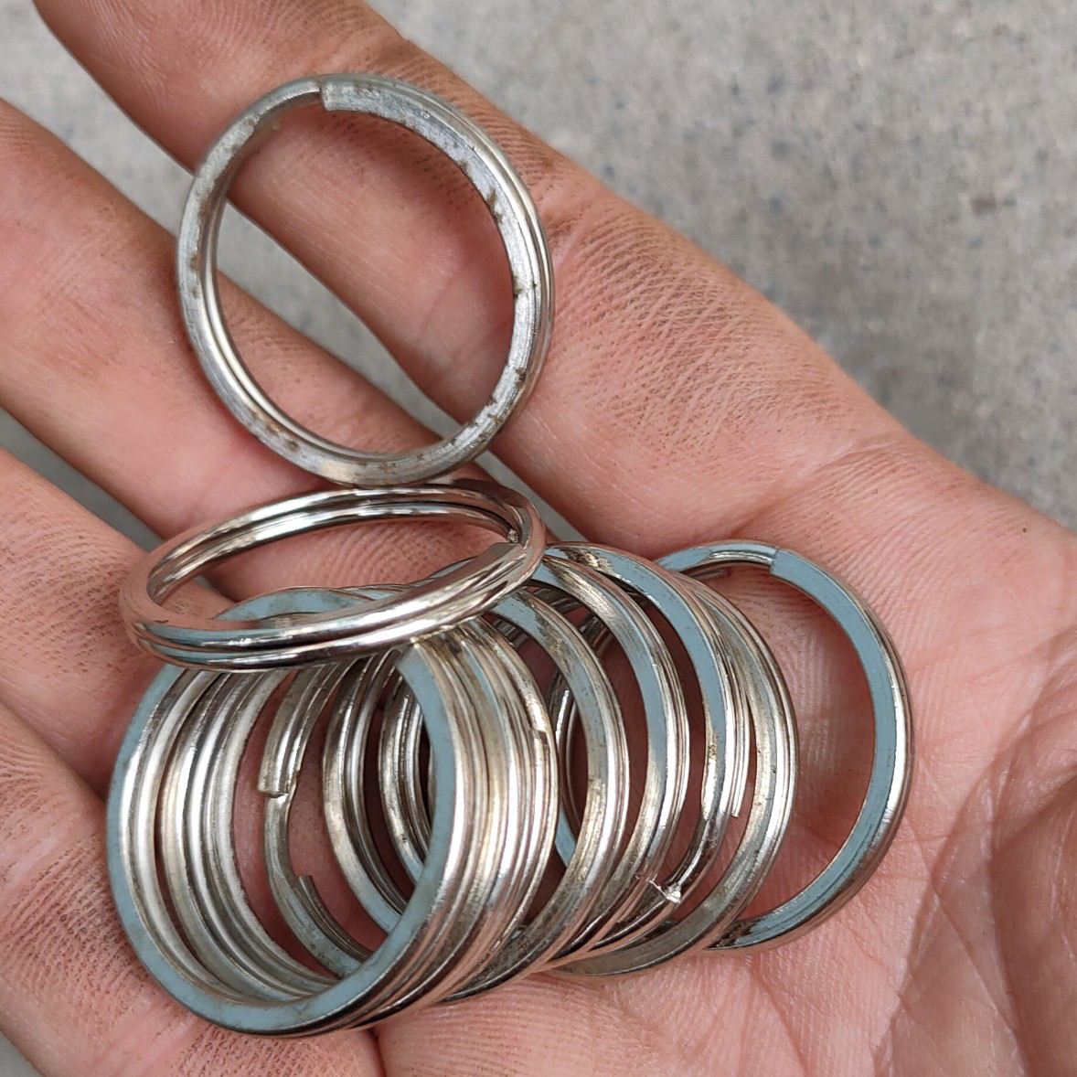 10 cái vòng móc chìa khóa giá rẻ