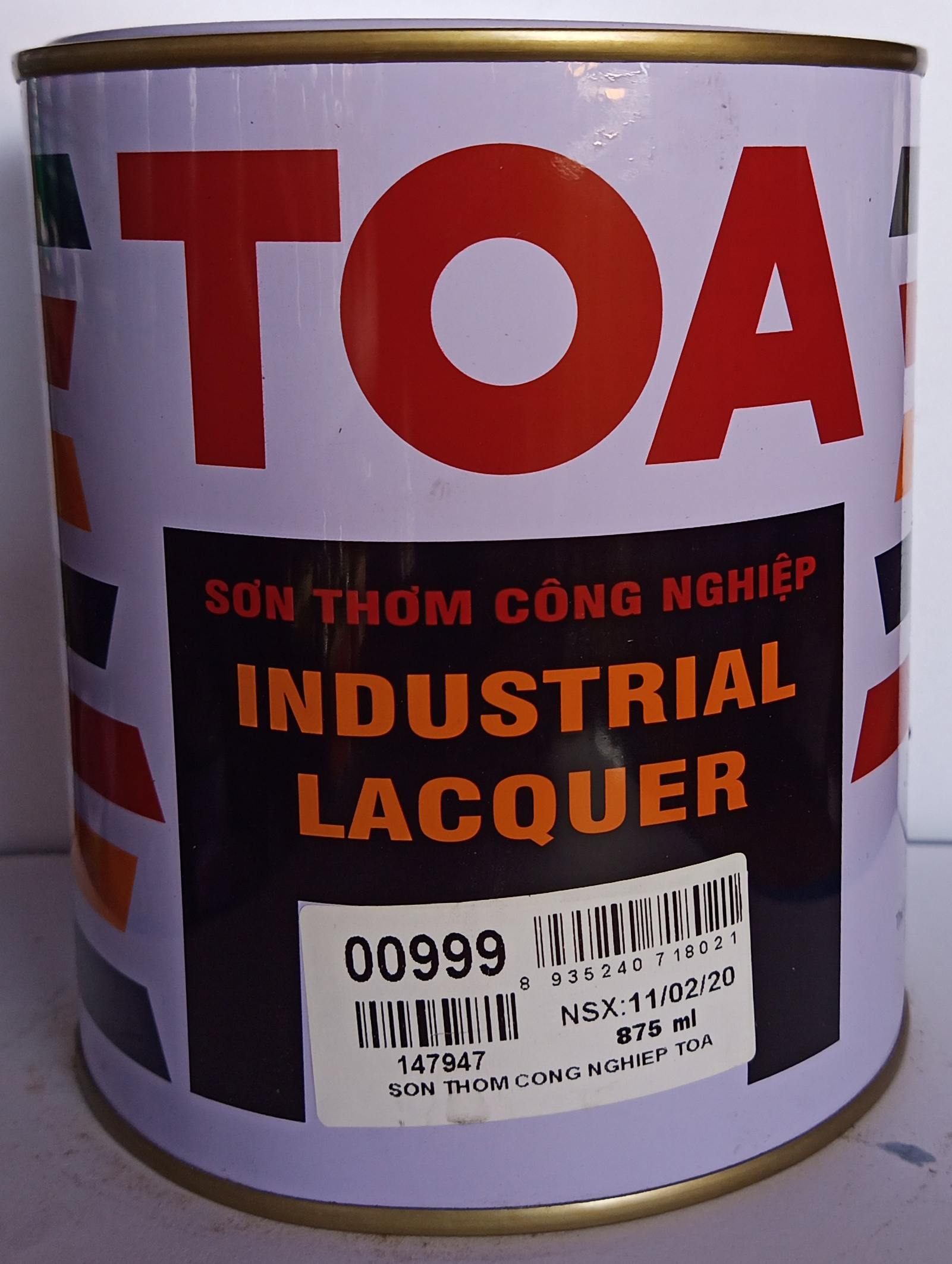 SƠN THƠM CÔNG NGHIỆP TOA 875ML ĐEN MỜ (999)