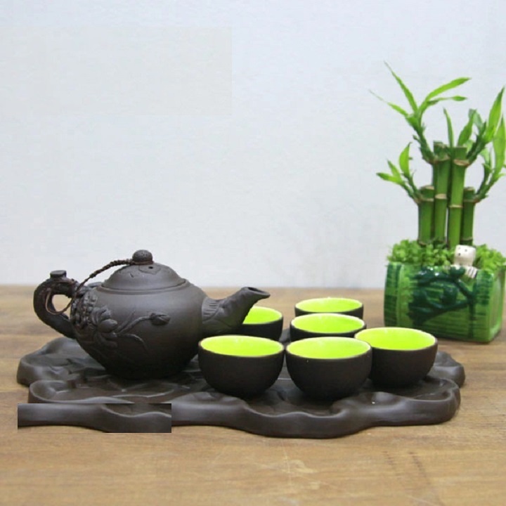 Bộ ấm trà tử sa Bát Tràng vẽ hoa sen, kèm khay hình chiếc lá sen