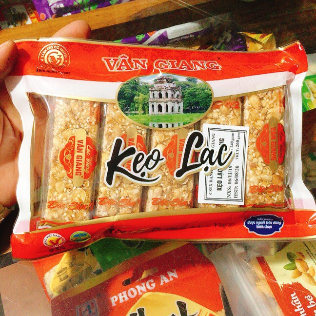 2kg kẹo lạc loại ngon thượng hạng vân giang phù hợp với mọi khẩu vị