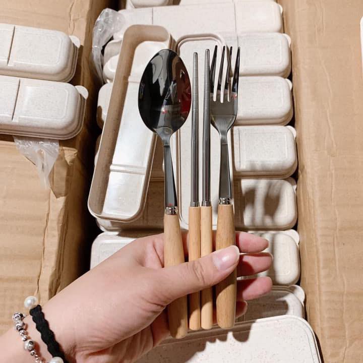 Bộ thìa, đũa, dĩa Inox kèm hộp lúa mạch ( Ảnh Thật )- Bộ thìa ,đũa ,dĩa inox 304 Tặng kèm hộp đựng lúa mạch