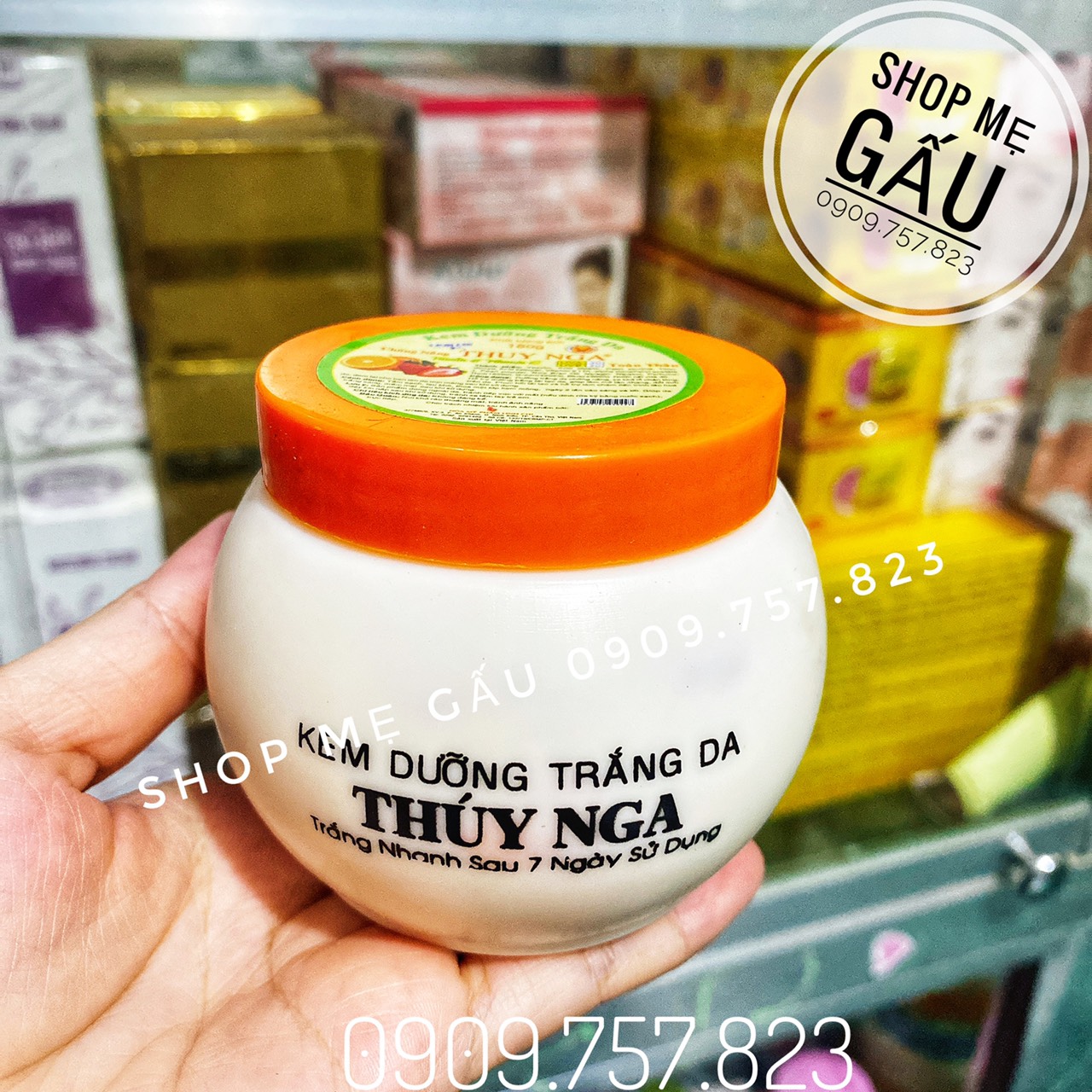 KEm body dưỡng trắng da thúy nga 180g