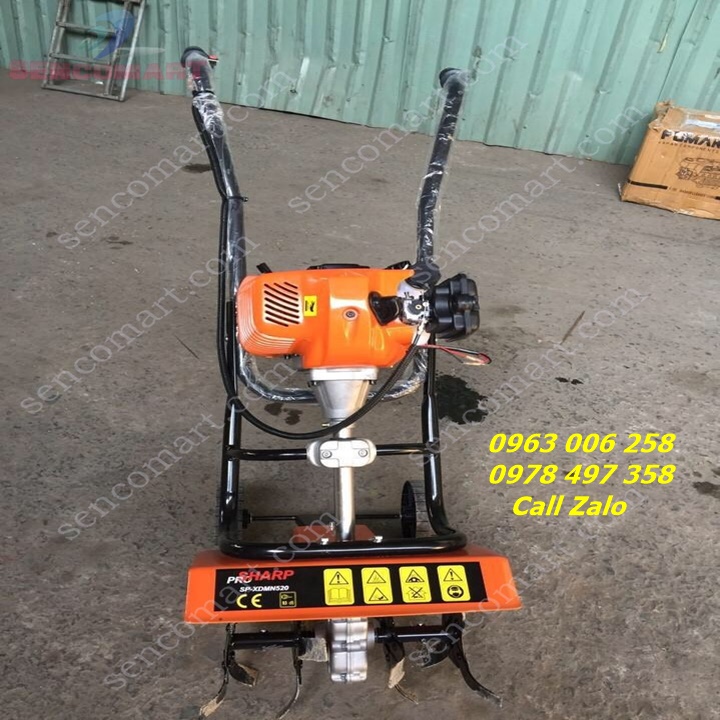 Máy xới đất chạy xăng vinafarm vnxdmn-143rs đánh cỏ và tạo rạch vô cùng chính xác và nhanh chóng .