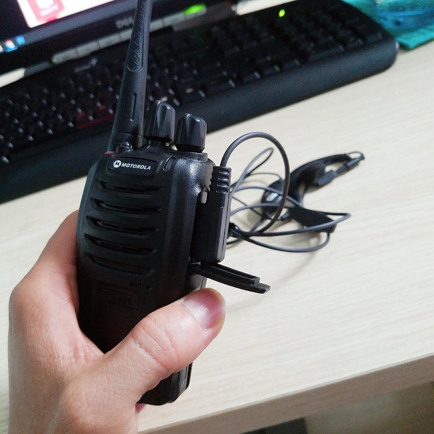 Tai nghe bộ đàm Motorola CP128plus