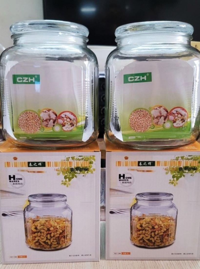 Lọ thủy tinh hình vuông , nắp thủy tinh có giăng – 2000ml