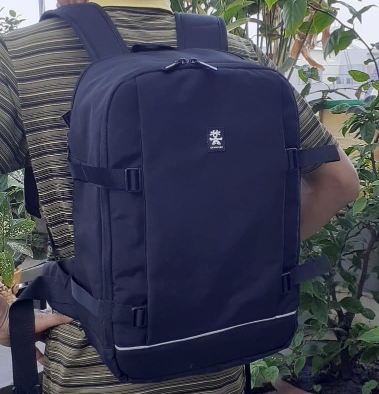 Hình thật  -Balo đựng máy ảnh Crumpler Proper Roady Full Photo