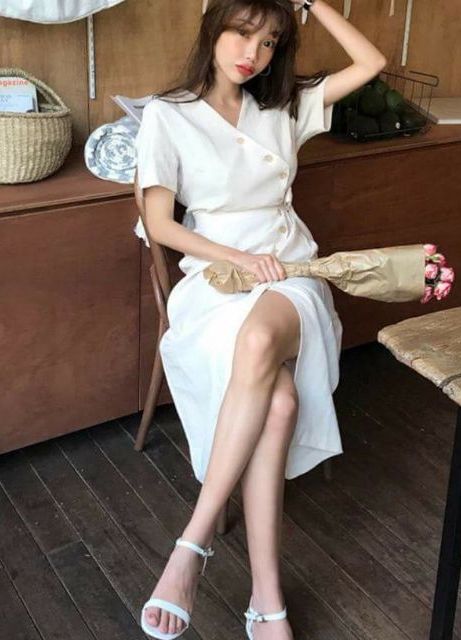 Đầm trắng nút xéo, cổ v ms97