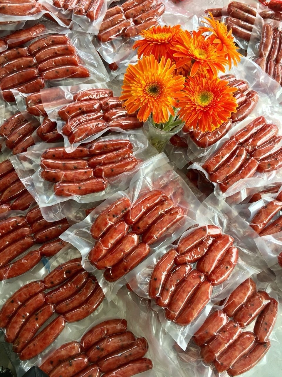 [Ship toàn quốc] [1kg] Lạp Xưởng Tươi Đặc Sản Cai Lậy (2 túi 500g)