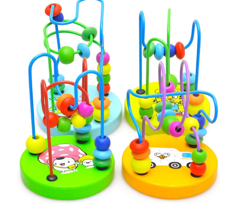 Đồ chơi luồng hạt gỗ cho bé