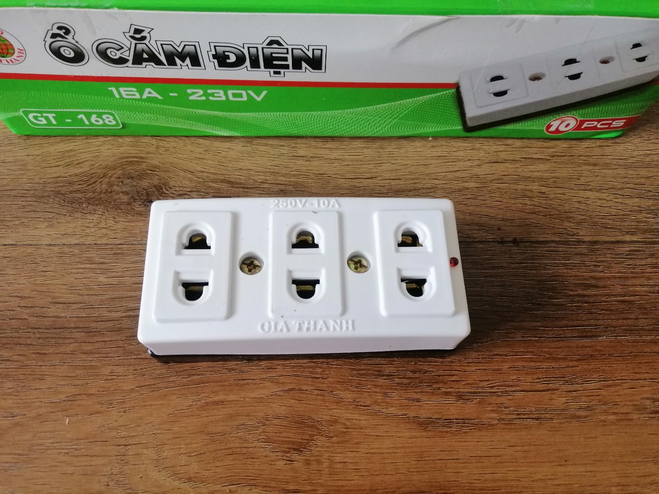Ổ cắm điện không dây 3 lỗ cắm 10a - 220v