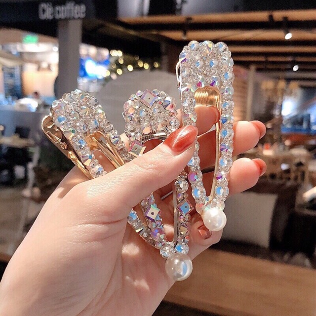 Set 2 kẹp bấm mái đính đá mh01