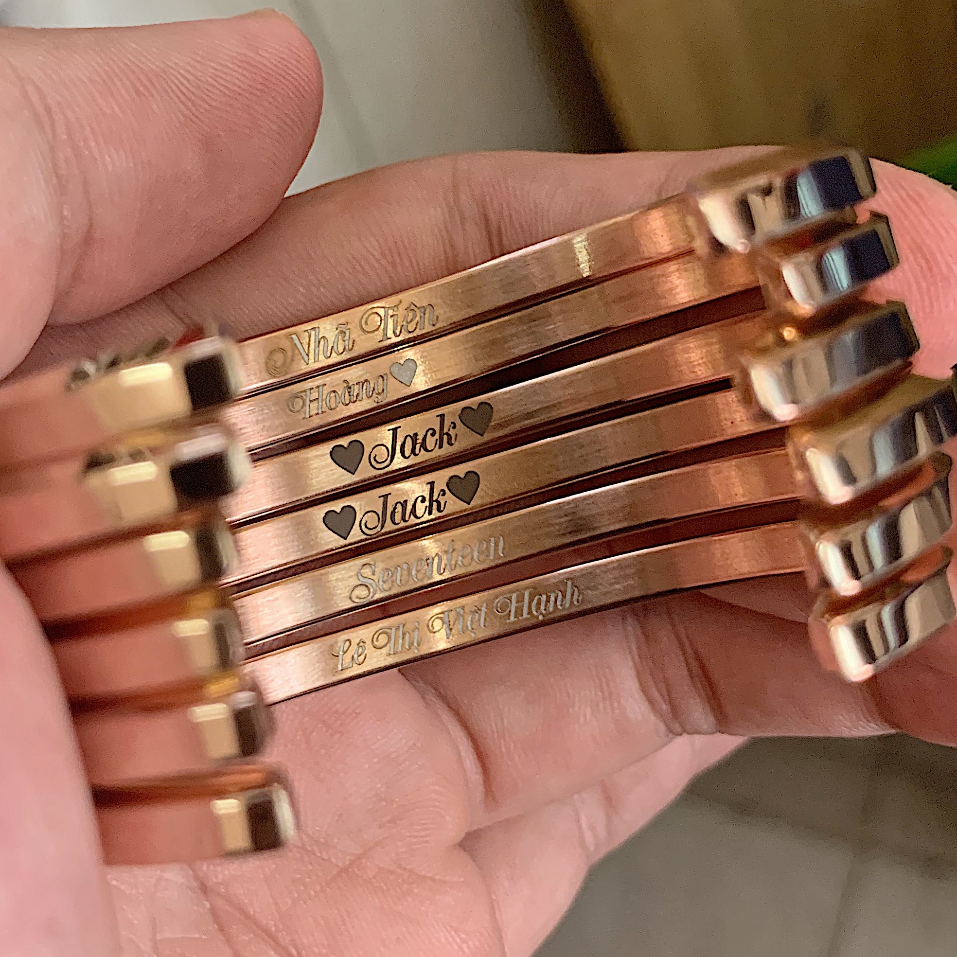 [Nhập Lazsohot2 - Giảm 40k/199k]Vòng Tay CUFFD Khắc Tên Theo Yêu Cầu , Vòng Tay Cuff [Bảo Hành 1 Năm]