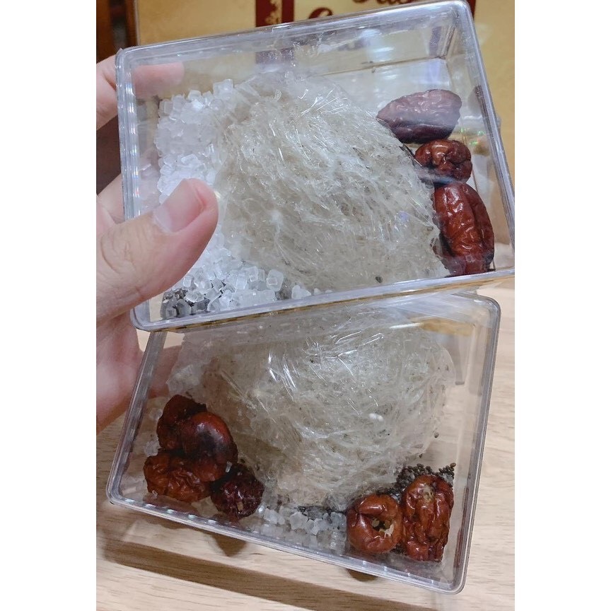 Hộp đường vuông đựng tai yến hoặc đường táo
