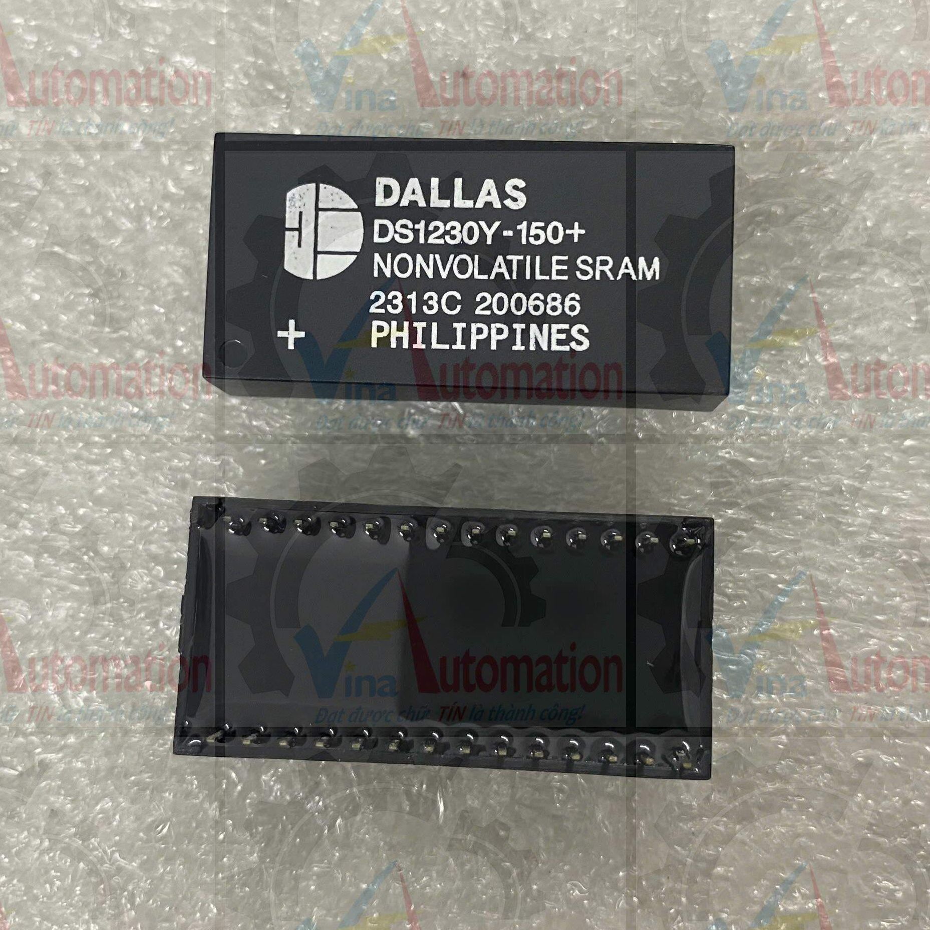 Bộ nhớ IC Dallas DS1230Y-150+