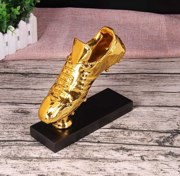 Mô hình cup găng tay và và cup chiếc giày vàng