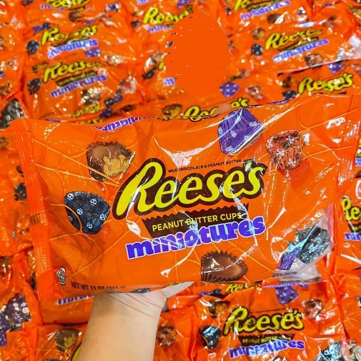 Socola bơ đậu phộng Reese's Miniature Cups gói 311gr