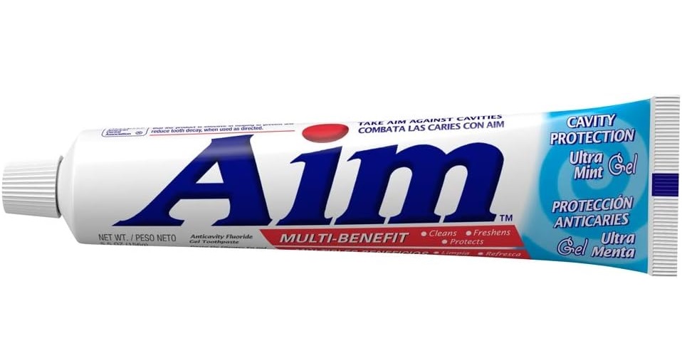 Kem đánh răng Aim CAVITY MULTI-BENEFIT bảo vệ sâu răng, củng cố men răng, có hương vị tuyệt vời 156g của Mỹ