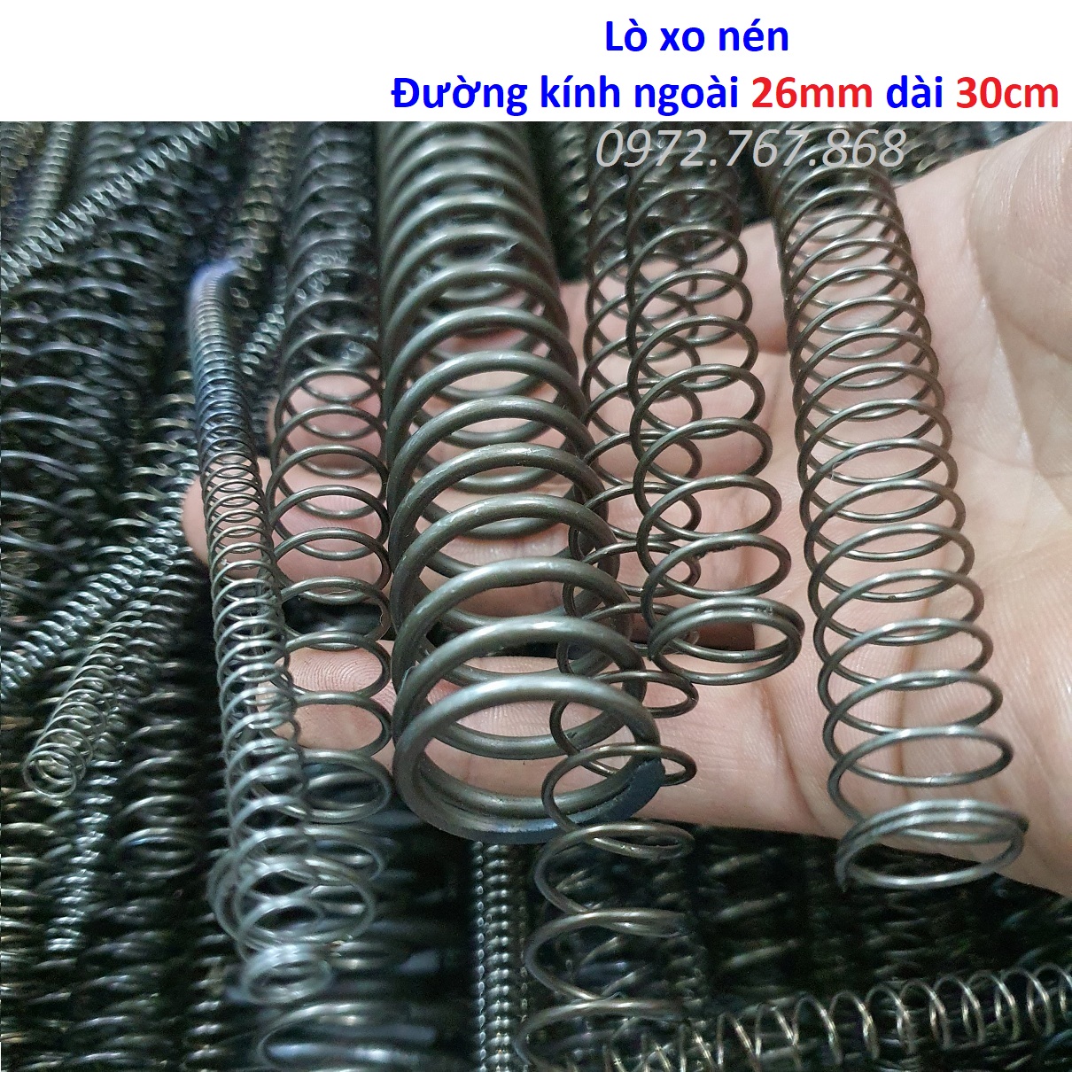 Lò xo nén, đường kính ngoài 26mm, dài 30cm