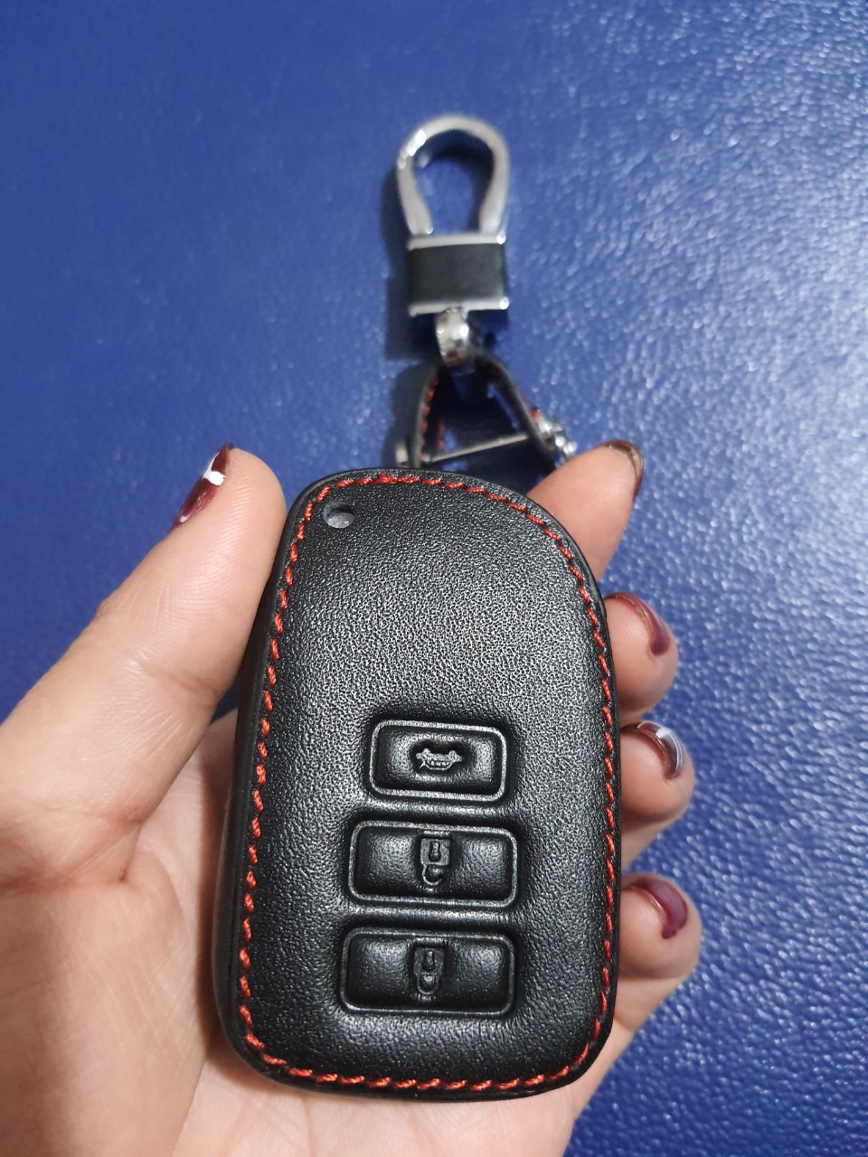 Bao Da Chìa Khóa Xe Toyota Vios 2019 2020 ( 3 nút ) Mẫu CTMRO Có Móc Khóa Đi Kèm - Kiểu Dáng Sang Trọng, Độ Bền Cao, BảoVệ Chìa Khóa Tránh Trầy Xước Chống Va Đập
